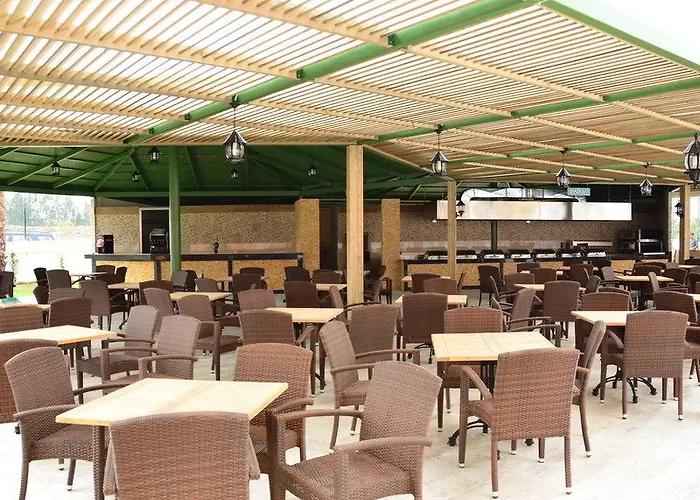 Club Side Coast Colakli