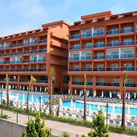 Club Side Coast Hotel