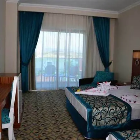 Club Side Coast 5* Colakli