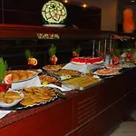 ホテル Club Side Coast Colakli