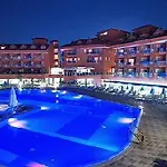 Club Side Coast Colakli