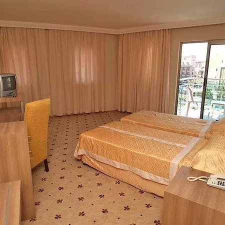 Club Side Coast Hotell Colakli